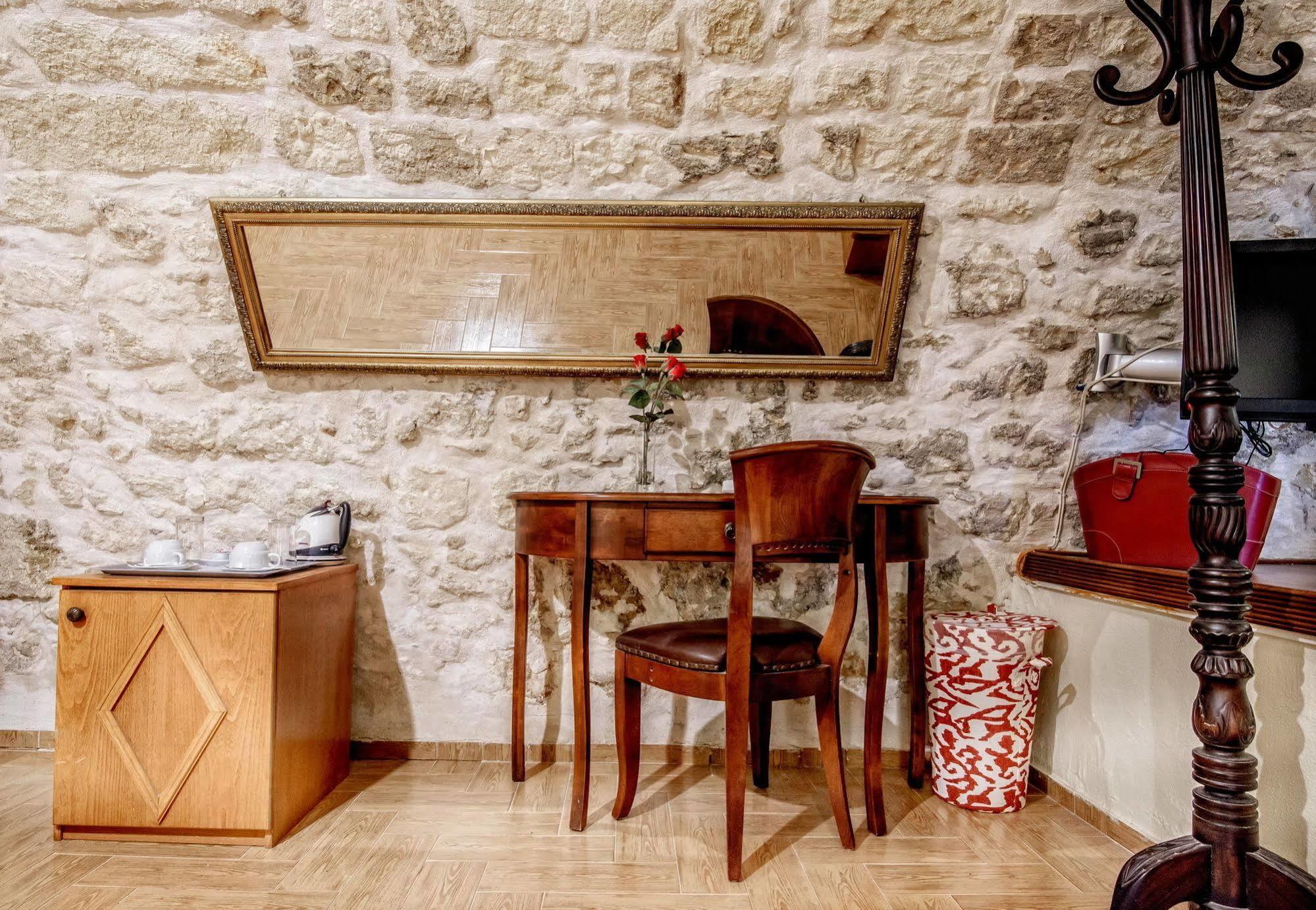 Leo Hotel Ρέθυμνο Εξωτερικό φωτογραφία