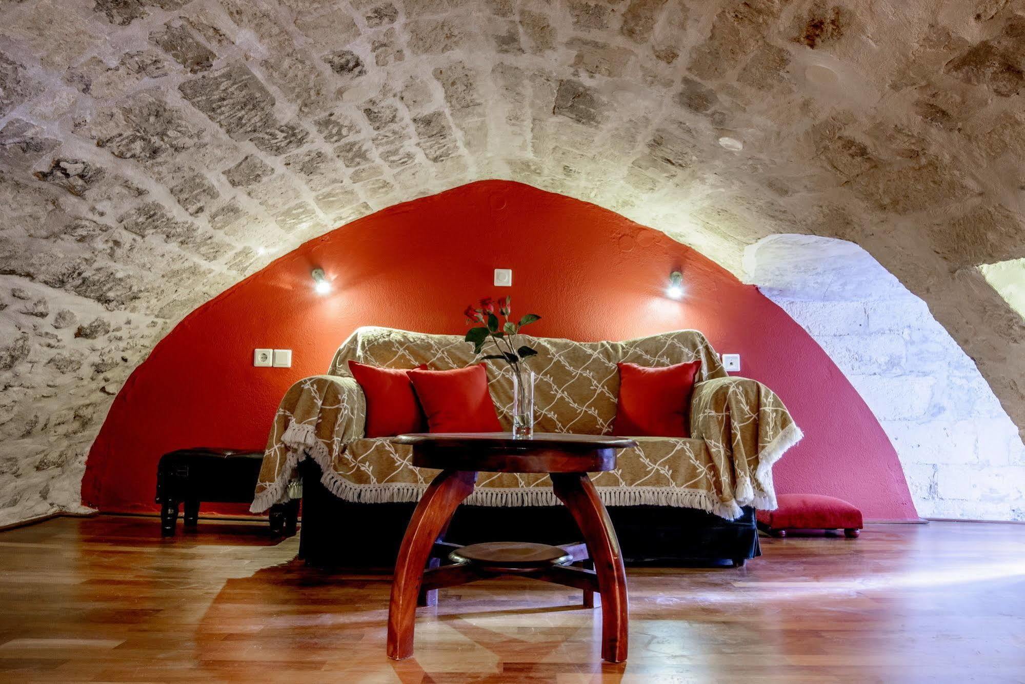 Leo Hotel Ρέθυμνο Εξωτερικό φωτογραφία